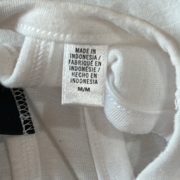 Women’s Victoria’s Secret, tank top size medium - Picture 5 of 5